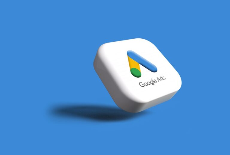Um Logotipo Branco Do Google Em Um Fundo Azul K1Hns0VkihQ