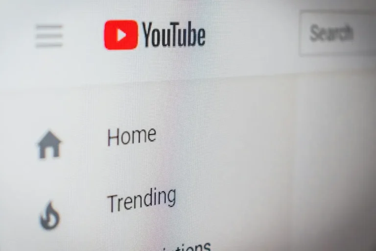 Como tirar anúncios no youtube?