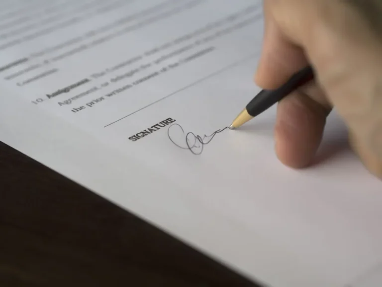 O que é SLA de atendimento no contrato com agência de tráfego pago